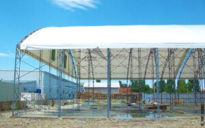 каркасно-тентовое сооружение для накрытие склада монтаж