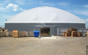 Быстровозводимый тентовый ангар фото