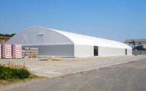Быстровозводимый тентовый ангар фото